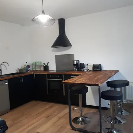 En Chemin Vers Etretat Les Loges (Seine-Maritime)